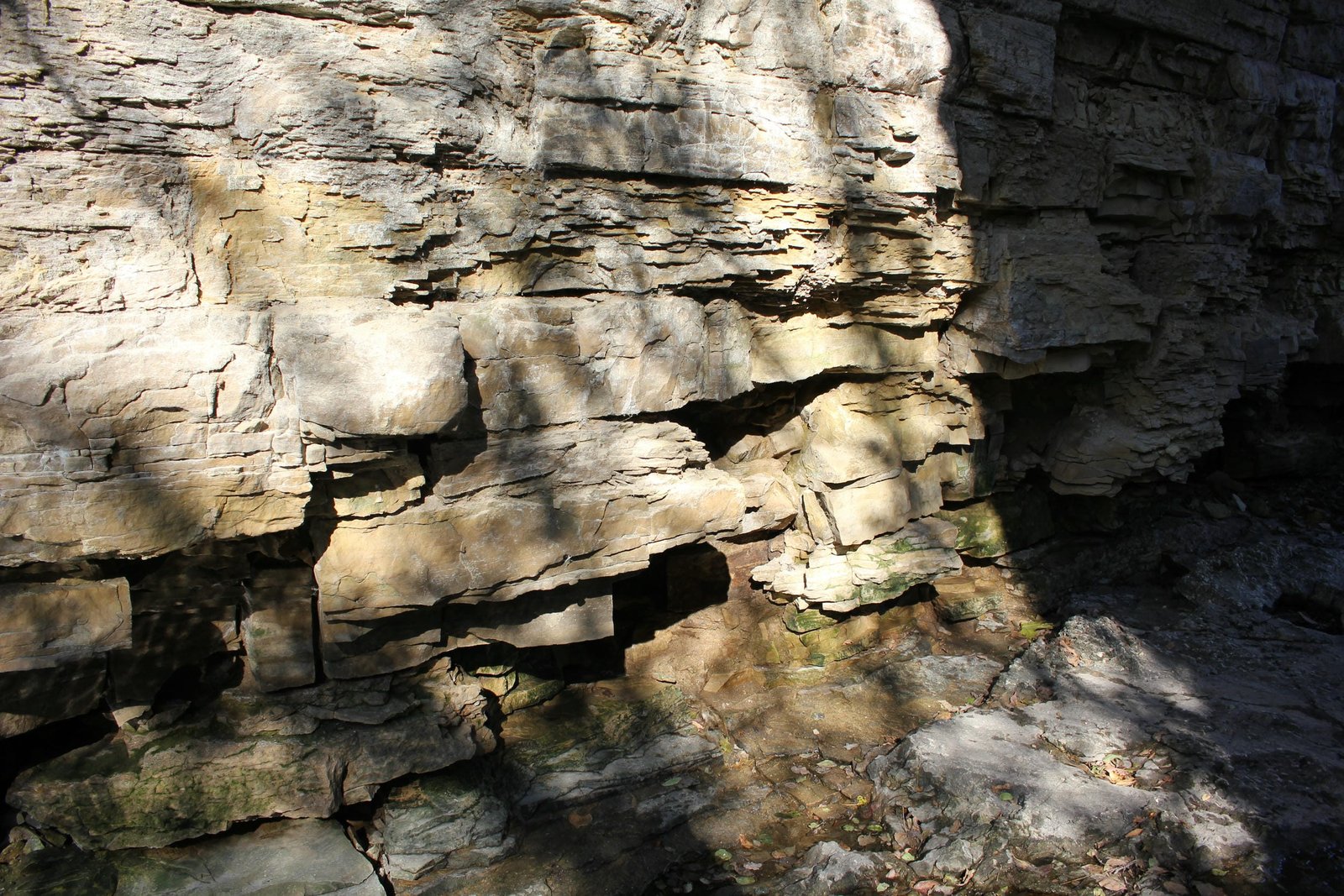 Deteriorating stone